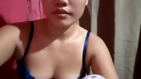 Snapshot of lady_rose19 chatting on 07/14/26, 02:05 kitty online show from 07/14/26, 02:05