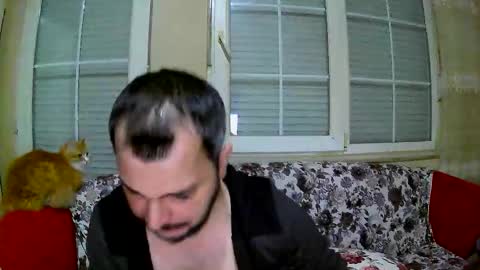 Snapshot of lady_ruya00 chatting on 12/21/25, 07:43 lady_ruya00 online show from 12/21/25, 07:43