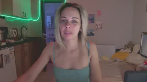 lady_smile69 online show from 09/16/25, 02:56