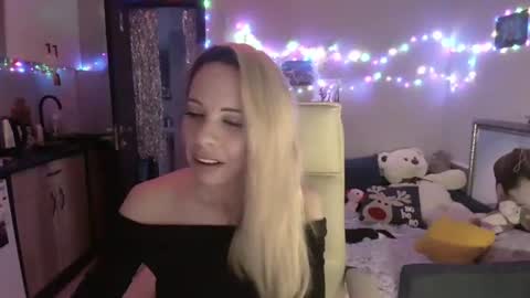 lady_smile69 online show from 01/13/26, 08:25