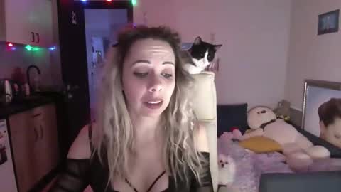 lady_smile69 online show from 01/18/26, 04:00