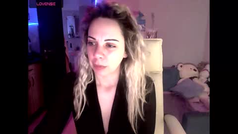 lady_smile69 online show from 02/01/26, 03:38