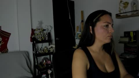 Sophie   online show from 12/18/25, 08:59