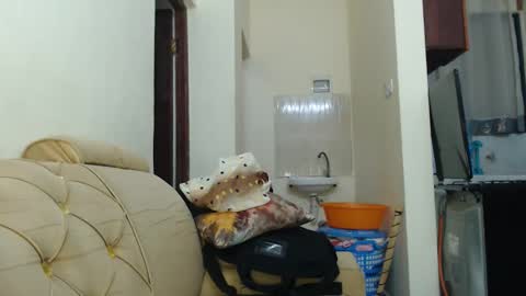 Maya online show from 11/21/25, 02:32