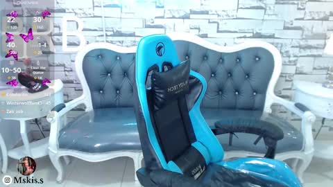 Lady Violet Bridgerton online show from 02/21/25, 01:11