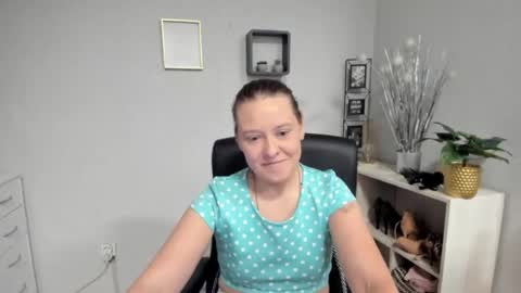 Snapshot of ladyalessa chatting on 07/03/26, 05:36 ALESSA online show from 07/03/26, 05:36