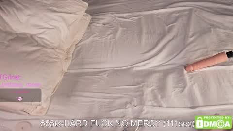 Emma and Karina online show from 11/17/25, 08:03