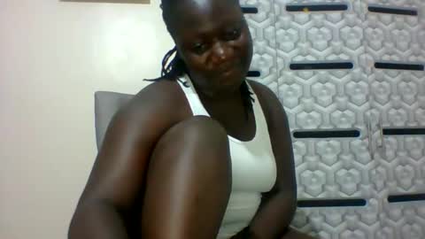 lindah32 online show from 01/09/25, 06:26