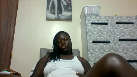 lindah32 online show from 01/15/25, 06:51