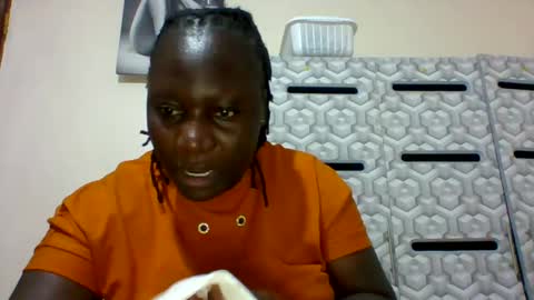 lindah32 online show from 01/23/25, 09:39