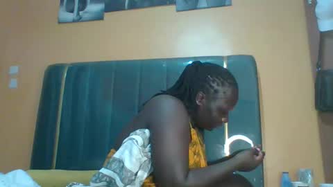 lindah32 online show from 02/09/26, 06:01