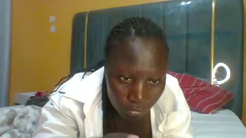 lindah32 online show from 03/20/26, 07:41