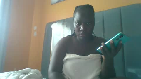 lindah32 online show from 04/08/26, 12:38