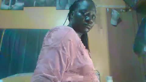 lindah32 online show from 06/07/26, 08:34