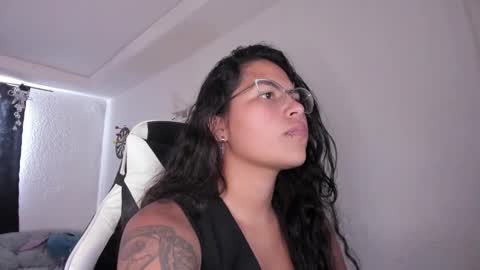  Lady  online show from 01/12/25, 07:31