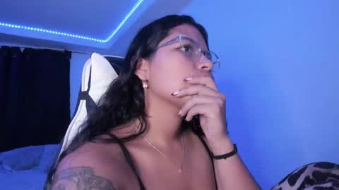  Lady  online show from 02/01/25, 05:07