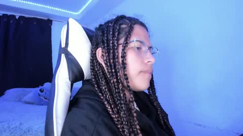  Lady  online show from 02/09/25, 08:11