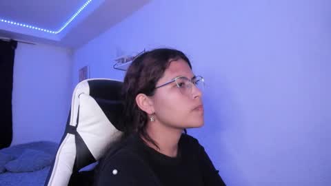  Lady  online show from 09/22/25, 03:30