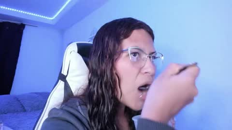  Lady  online show from 09/30/25, 02:38