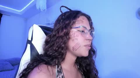  Lady  online show from 10/24/25, 03:58