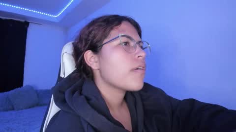  Lady  online show from 11/03/25, 04:25