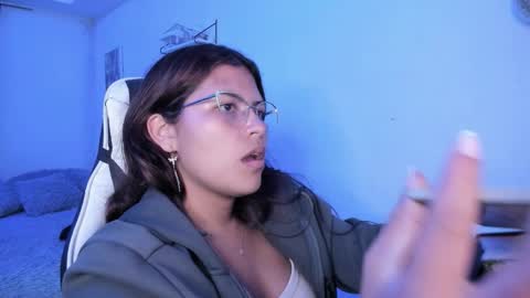  Lady  online show from 11/19/25, 12:32