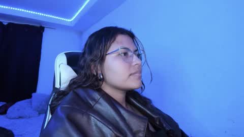  Lady  online show from 03/23/26, 03:32