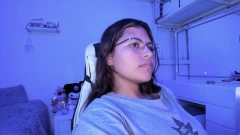  Lady  online show from 04/05/26, 01:14