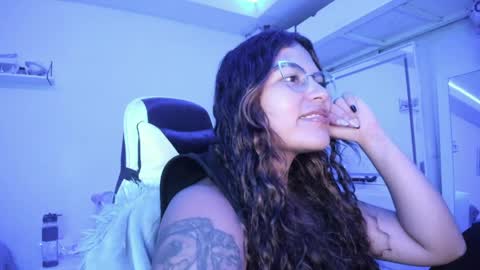  Lady  online show from 04/07/26, 02:34