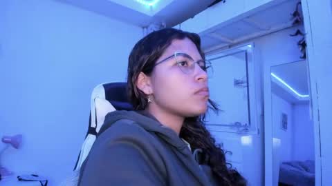  Lady  online show from 05/12/26, 02:19