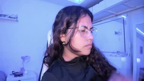  Lady  online show from 05/22/26, 04:41
