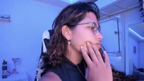  Lady  online show from 06/06/26, 02:16