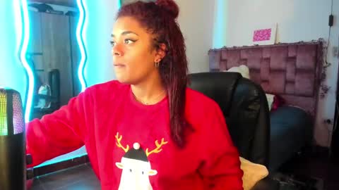 Snapshot of ladydanniela chatting on 12/25/24, 07:57 leidy daniela online show from 12/25/24, 07:57