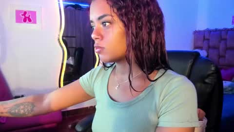 Snapshot of ladydanniela chatting on 12/27/24, 09:39 leidy daniela online show from 12/27/24, 09:39