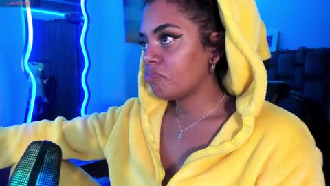 Snapshot of ladydanniela chatting on 12/31/24, 08:04 leidy daniela online show from 12/31/24, 08:04