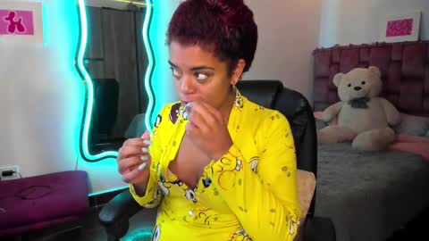 Snapshot of ladydanniela chatting on 01/19/25, 10:06 leidy daniela online show from 01/19/25, 10:06