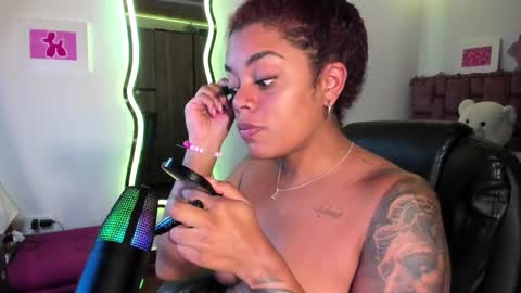 Snapshot of ladydanniela chatting on 01/31/25, 07:50 leidy daniela online show from 01/31/25, 07:50