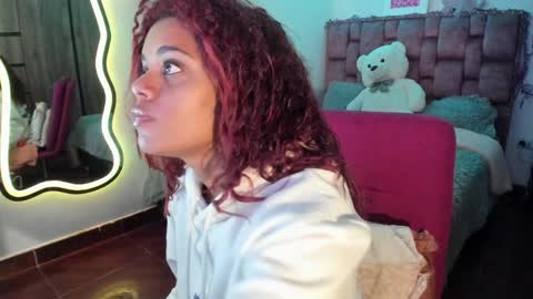 Snapshot of ladydanniela chatting on 02/18/25, 09:32 leidy daniela online show from 02/18/25, 09:32