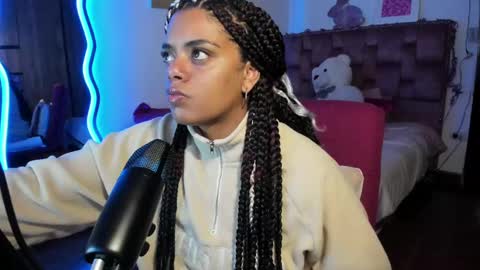 Snapshot of ladydanniela chatting on 03/06/25, 04:41 leidy daniela online show from 03/06/25, 04:41