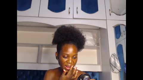 ladydiva69 online show from 02/22/25, 11:46