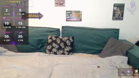 Snapshot of ladydrammer chatting on 12/02/25, 07:31 LadyDrummer online show from 12/02/25, 07:31