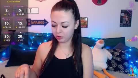 Snapshot of ladydrammer chatting on 12/05/25, 08:38 LadyDrummer online show from 12/05/25, 08:38