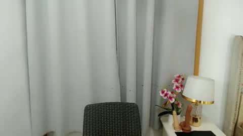 Snapshot of ladyfucker_ chatting on 09/25/25, 07:56 ladyfucker_ online show from 09/25/25, 07:56