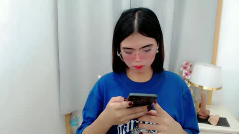 Snapshot of ladyfucker_ chatting on 09/29/25, 10:20 ladyfucker_ online show from 09/29/25, 10:20