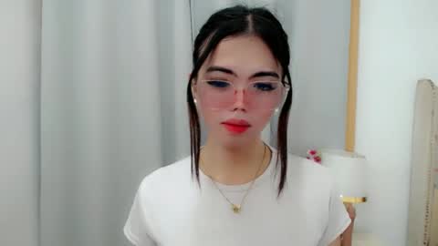 Snapshot of ladyfucker_ chatting on 10/02/25, 11:23 ladyfucker_ online show from 10/02/25, 11:23