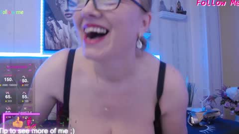 Snapshot of ladyjeen chatting on 01/20/25, 07:46 Lady Jeen Back on Sunday 8th of December online show from 01/20/25, 07:46