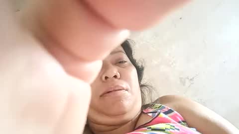 Snapshot of ladyjelyn69 chatting on 06/27/26, 01:43 ladyjelyn69 online show from 06/27/26, 01:43
