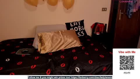 Snapshot of ladylanaxo chatting on 04/16/26, 07:09 Next Stream online show from 04/16/26, 07:09