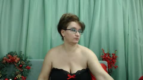 Snapshot of ladymagickiss chatting on 01/05/25, 08:11 Nicole.... online show from 01/05/25, 08:11