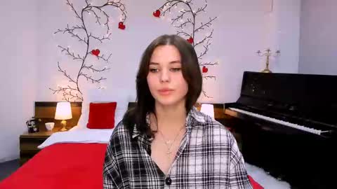 Snapshot of ladyofcandy chatting on 03/07/25, 07:27 Amelia online show from 03/07/25, 07:27